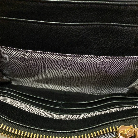 Miztique small crossbody handbag in black NWT - Picture 4 of 7